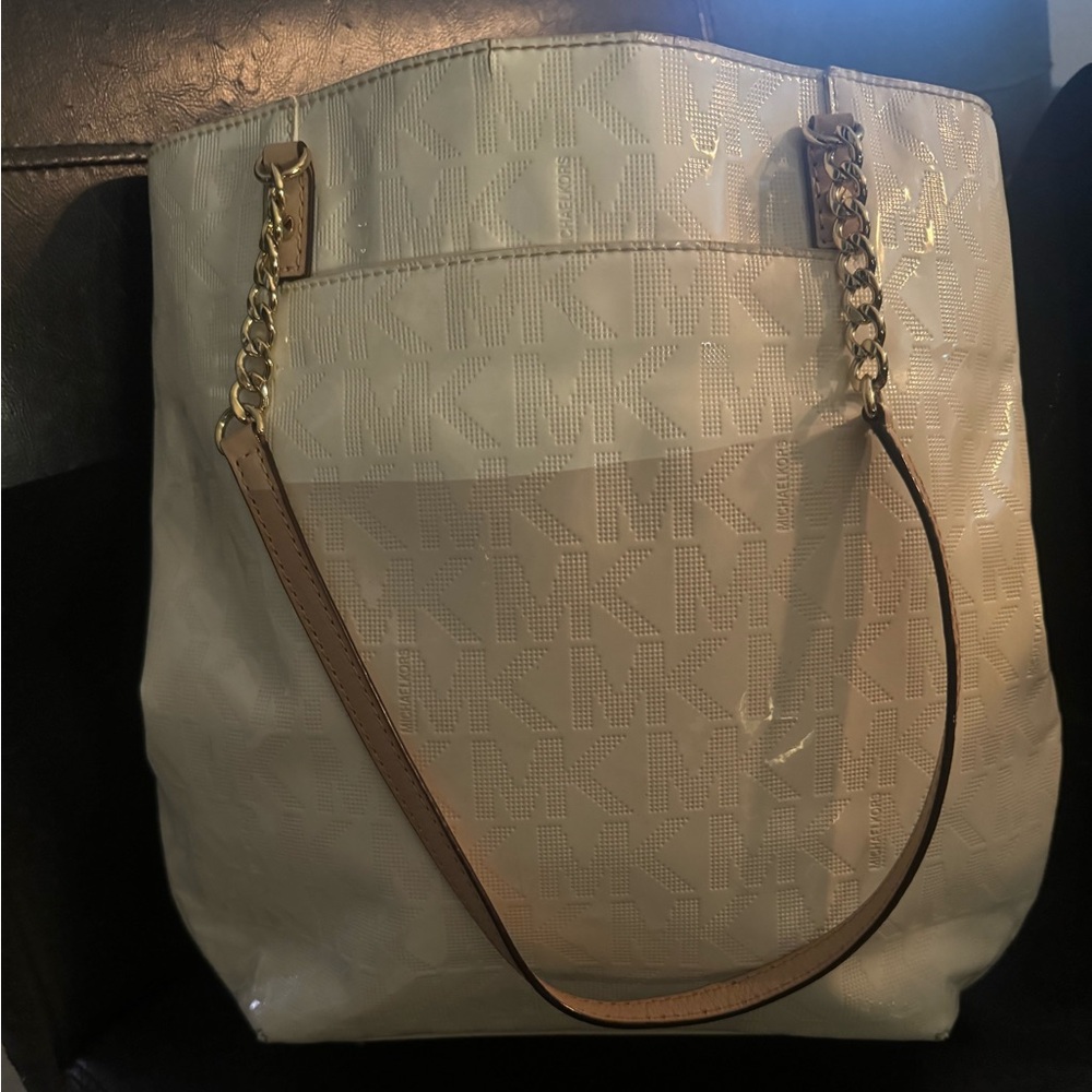 Michael Kors White and Gold Tote Bag with Chic Design